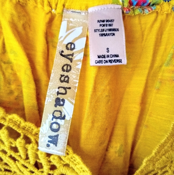 Eyeshadow Boho Floral Lace Tank - Picture 5 of 5